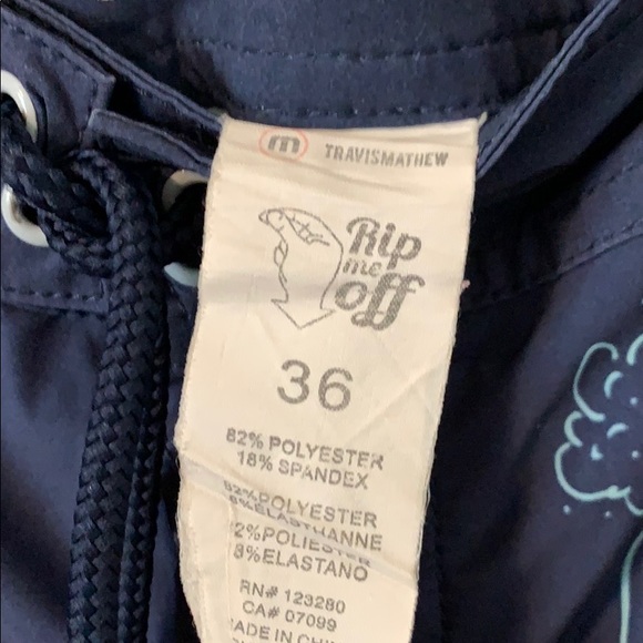 Travis Mathew swimsuit / board shorts - Picture 3 of 4